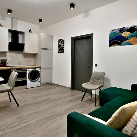 Trendset Flat Apartment *